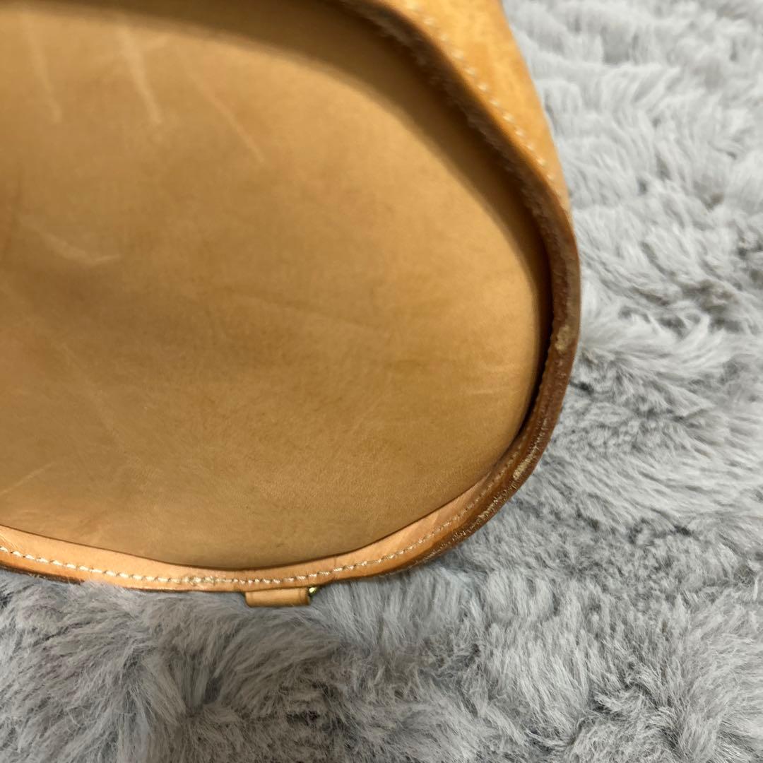 BREE ブリー　ショルダーバッグ　ワンショルダー　バケツ型　ヌメ革ミニボストン
