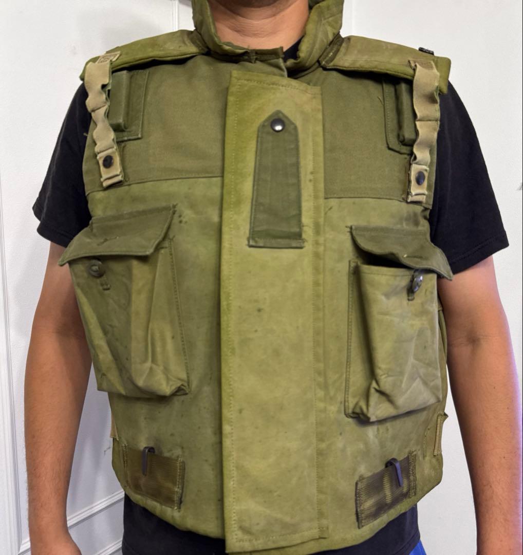 実物　軍払い下げ品　ボディーアーマー　フラグメンテーションベスト　サイズL