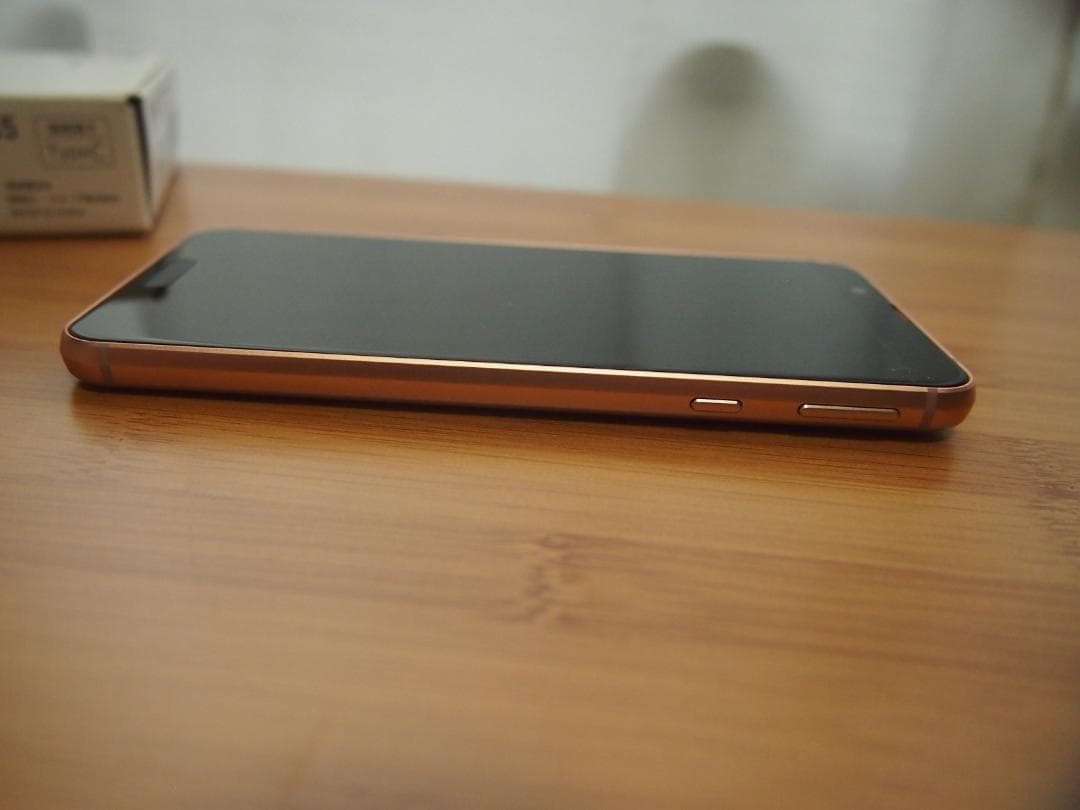 AQUOS sense3 SHV45 本体