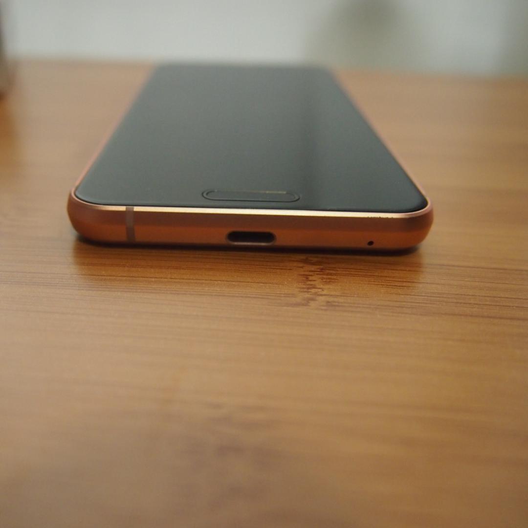AQUOS sense3 SHV45 本体