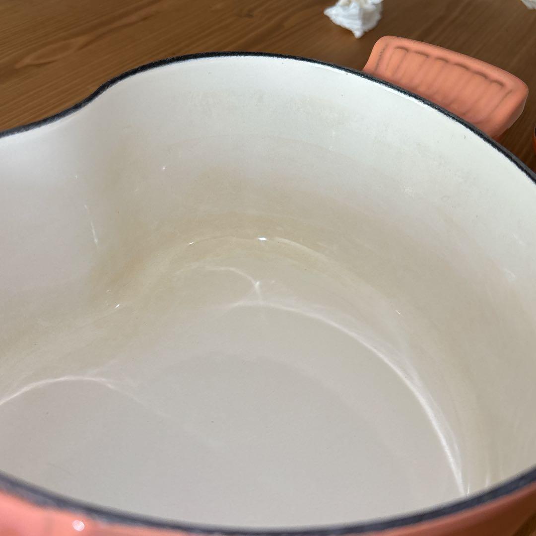 Le Creuset ルクルーゼ ココット ダムール ハート型　鍋