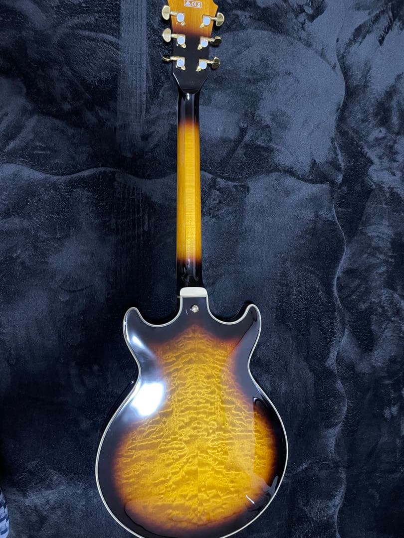 Ibanezセミアコ　AM93QM-AYS