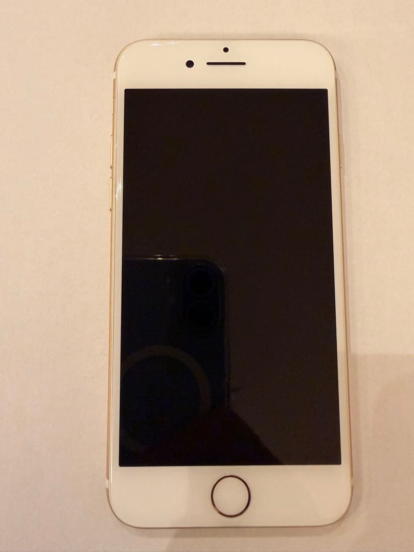 Apple iPhone 7 ゴールド 本体 バッテリー容量100%