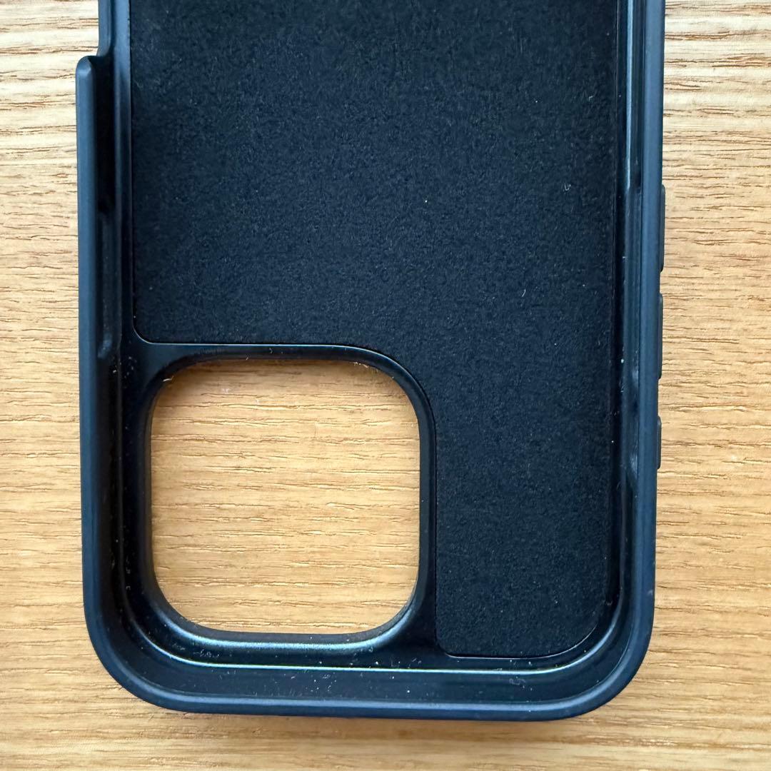 iPhoneアクセサリー BANDOLIER EMMA iPhone 16Pro