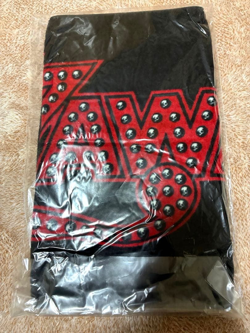【激レア】新品未開封　矢沢永吉 フェイスタオル ライト蓄光ロゴマーク