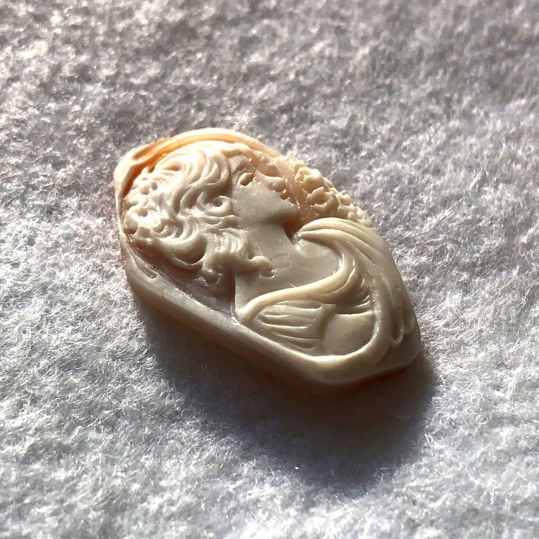 ドイツとイタリアのカメオルース