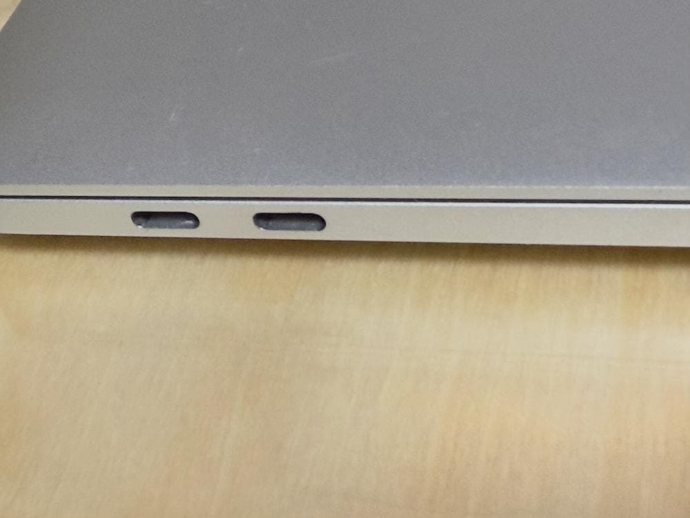 MacBook Pro M1チップ 13インチ シルバー 512GB SSD