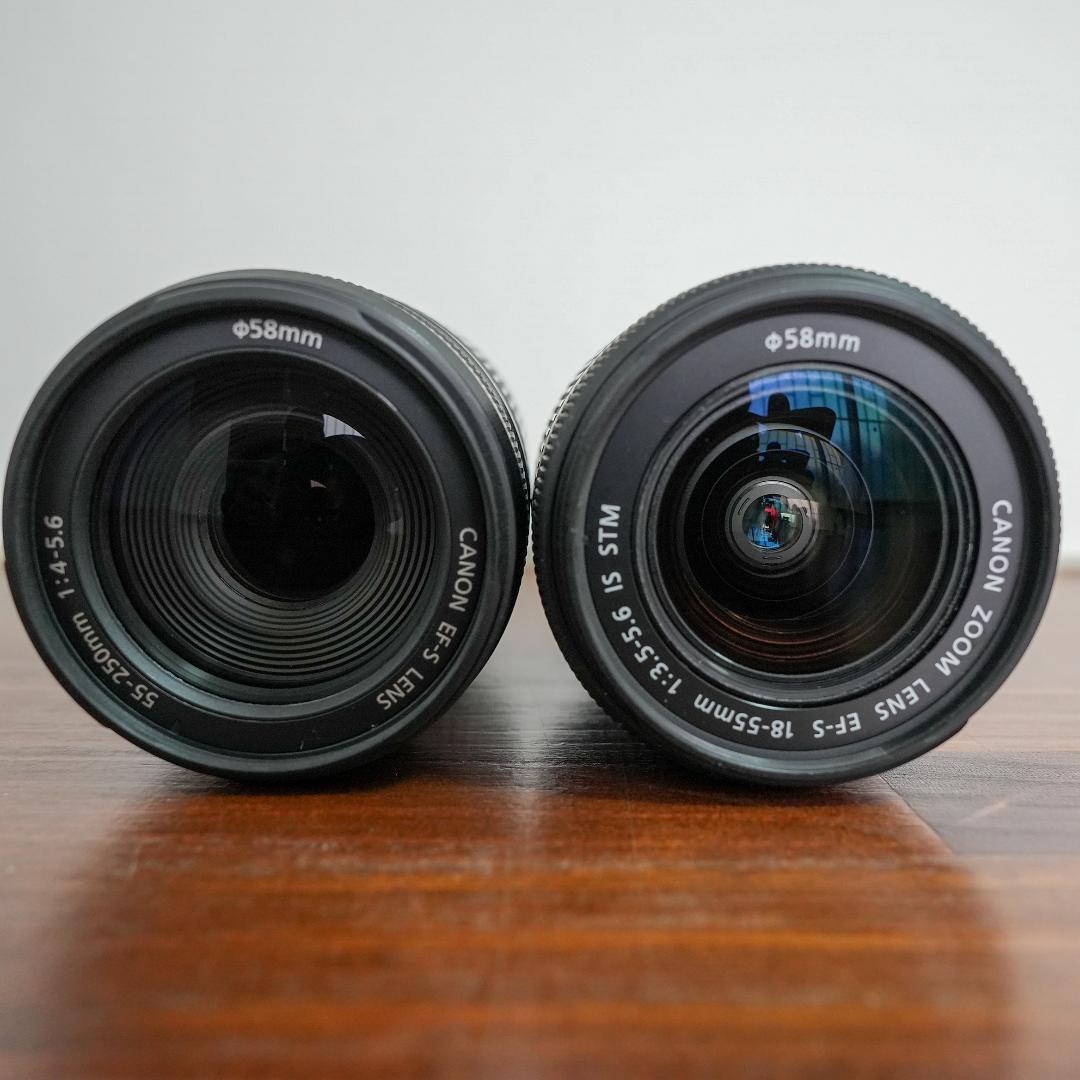 新品級 ★ Canon キャノン EOS 80D ★ ダブルズームキット