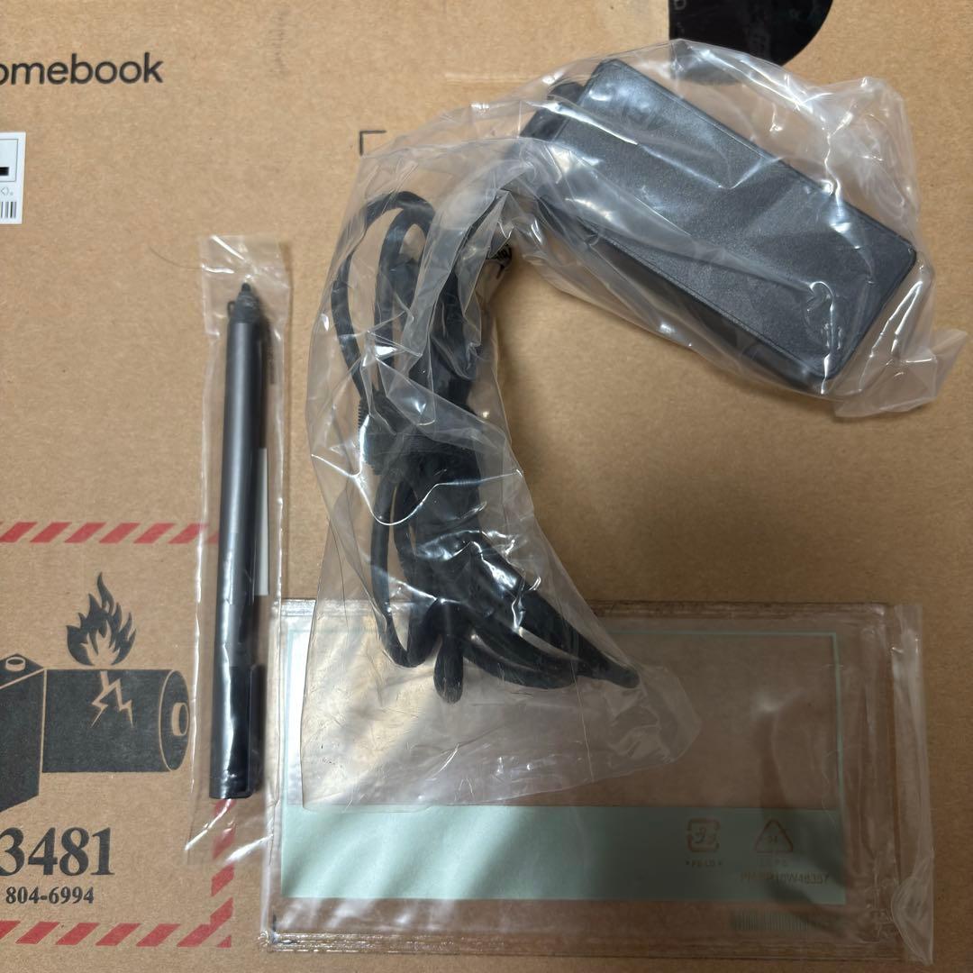 Chromebook本体 Lenovo IdeaPad Flex 550i Chromebook