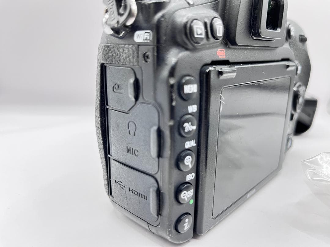Nikon D750 ボディ　動作確認品　B177