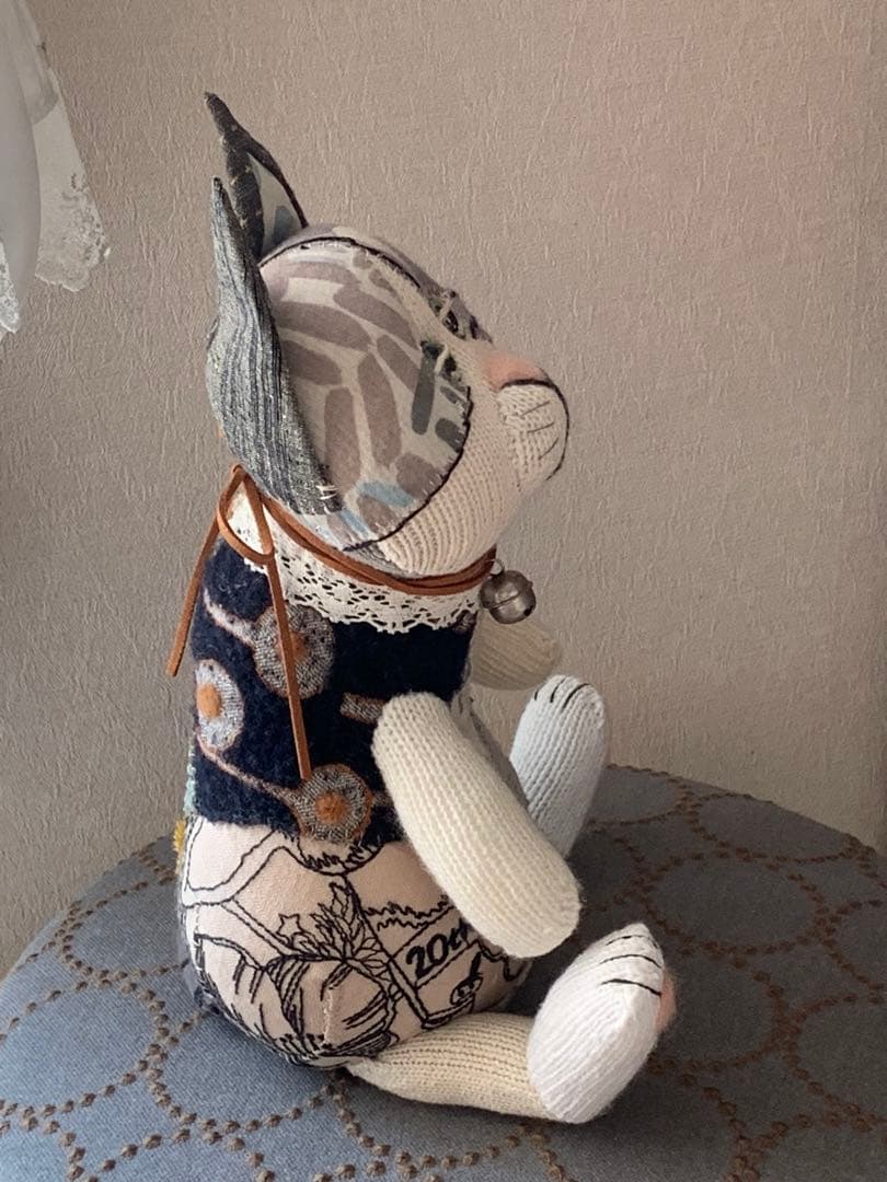 パッチワーク猫のぬいぐるみ