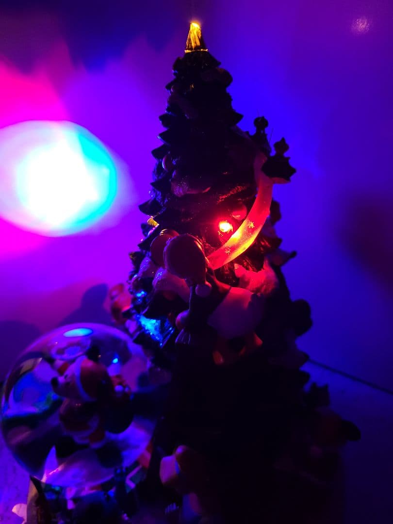 ディズニー　クリスマス　スノードーム　スノーグローブ
