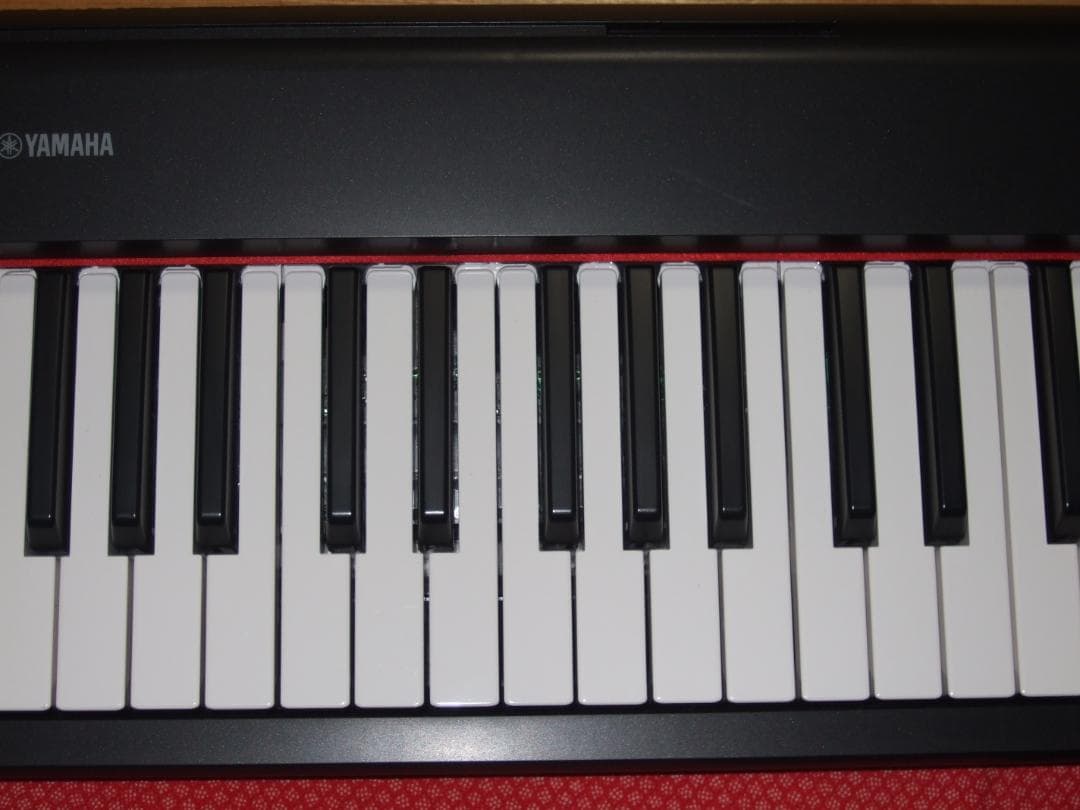 YAMAHA NP-12B 電子ピアノ ピアジェーロ ペダル付き【送料込】