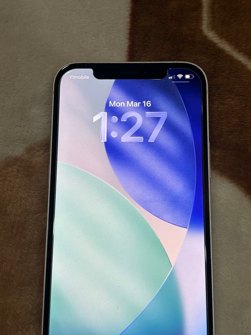 Apple iPhone 12 ホワイト 本体￼ ￼￼￼￼￼￼￼SIMフリ￼￼￼