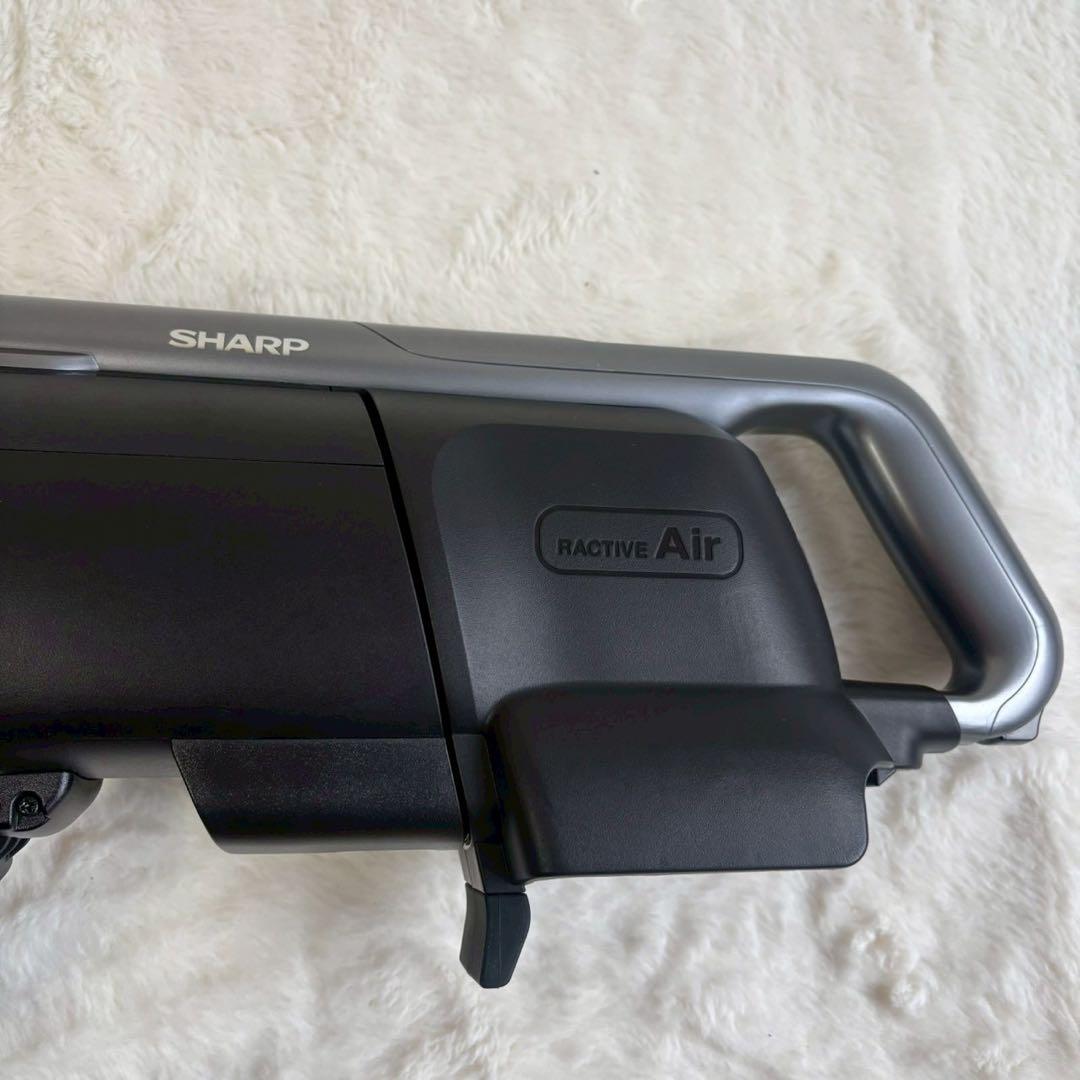 SHARP ラクティブエア コードレススティック掃除機 EC-KR1-B