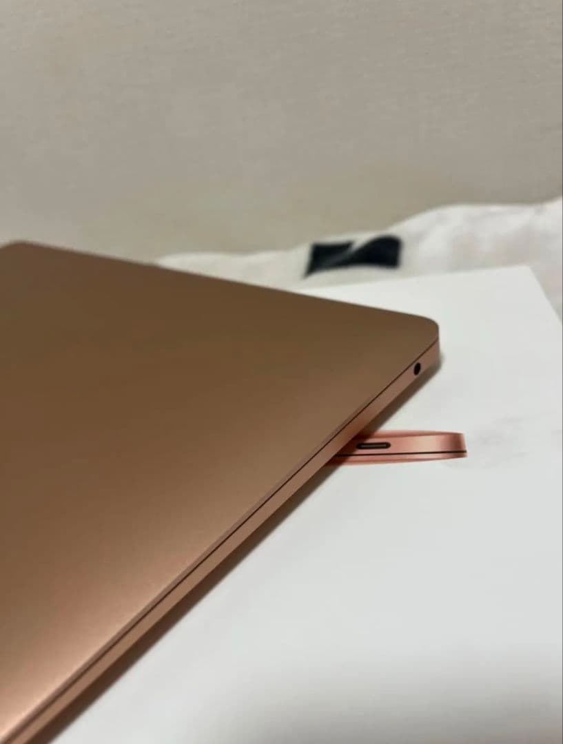 MacBook Air M1 新品同様 バッテリー100% 充放電9回