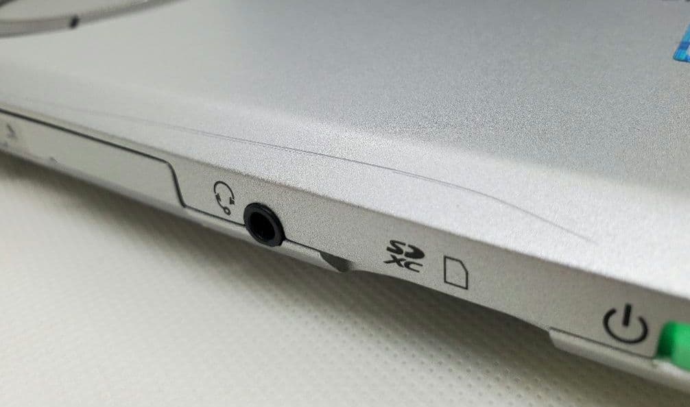 【毎日値下げ】i7搭載モデル★超軽量930g★DVD★Win11★Office