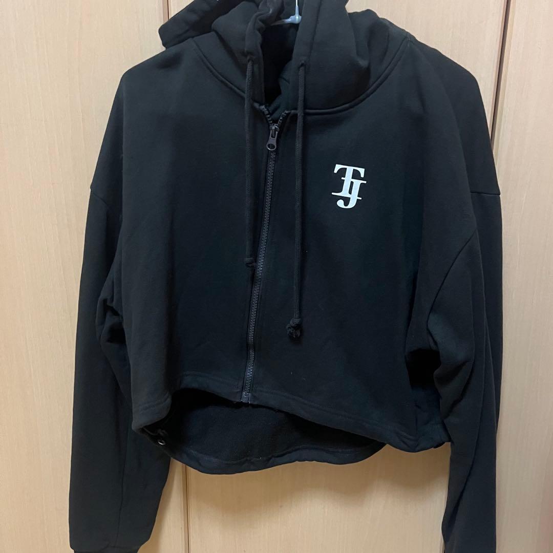 Travis Japan VIIsualツアー　パーカー 銀テ 銀テープ