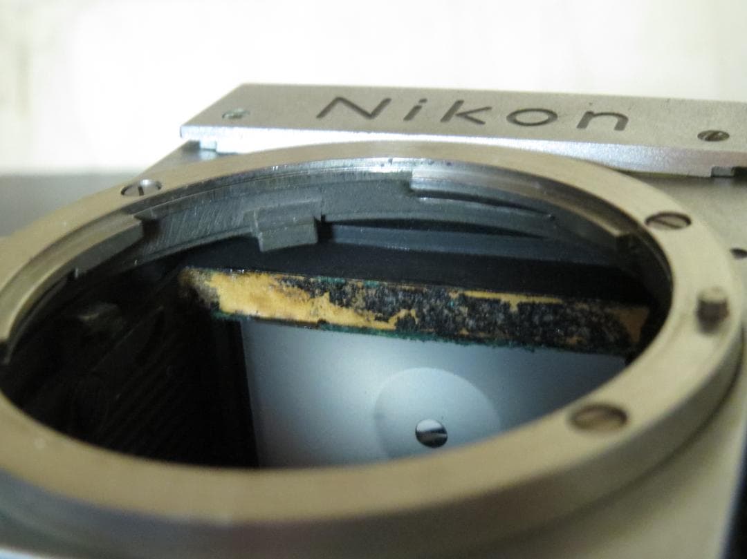 Nikon F 643万代