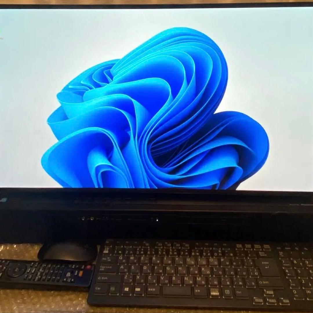 Windowsデスクトップ ESPRIMO FH90/C3 i7-8750H 16G 3TB Blu/Rry