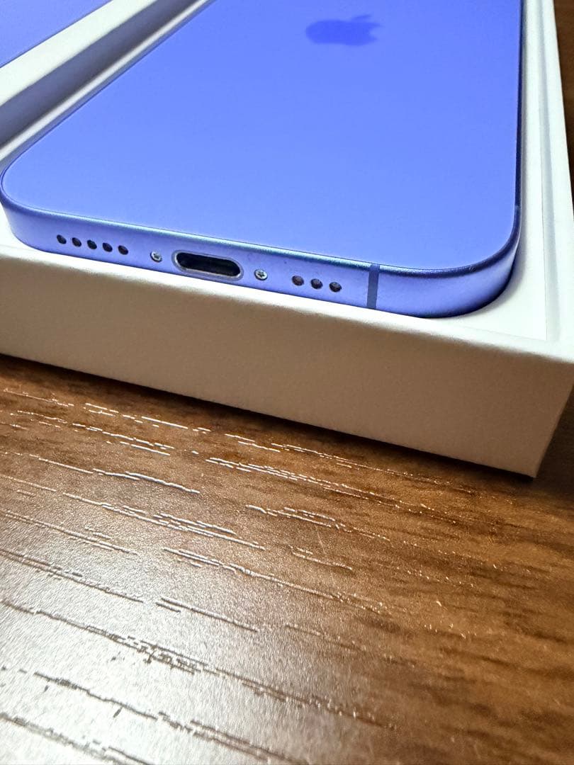 【美品】iPhone16 256GB ウルトラマリン　スマホ　simフリー