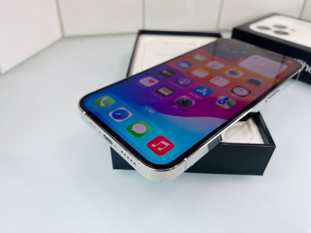 iPhone 13 Pro 128GB シルバーSIMフリー　バッテリー100%