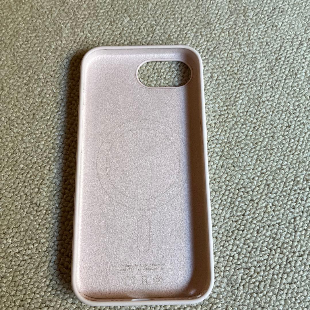 iPhone 17用ピンクシリコンケース　純正品