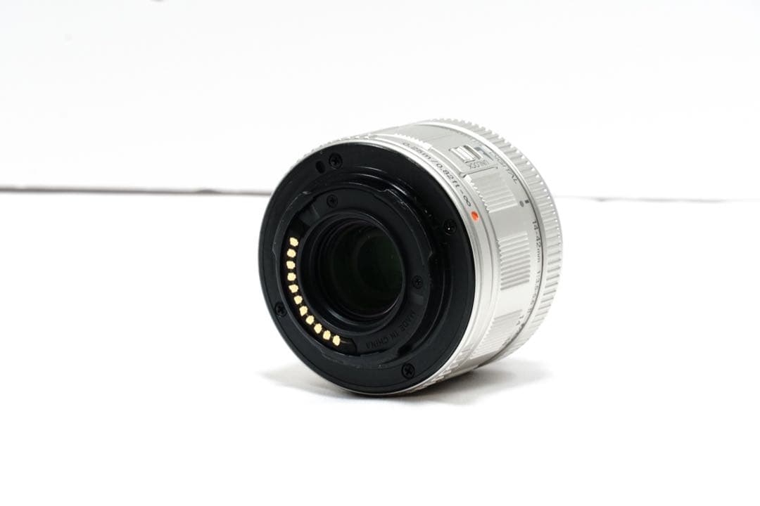 新品級✨ オリンパス OLYMPUS PL1s ミラーレスカメラ スマホ転送