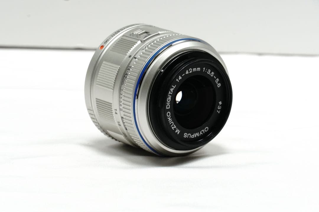 新品級✨ オリンパス OLYMPUS PL1s ミラーレスカメラ スマホ転送