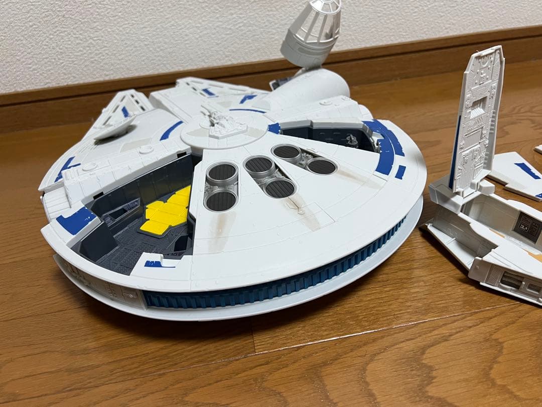 値下げ！スターウォーズ ハンソロ ケッセルラン ミレニアムファルコン ビークル