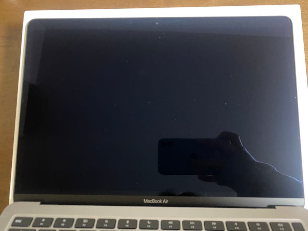 【超美品】MacBook Air M1チップ搭載　13インチ　A2337