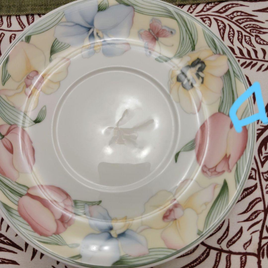 Villeroy & Bochビレロイ&ボッホカナリ　ティーポット、ミルク入れ他