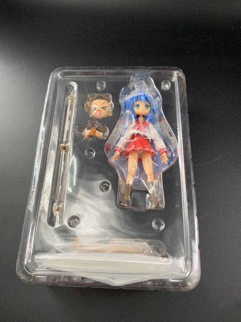 figma 泉こなた 008 フィギュア