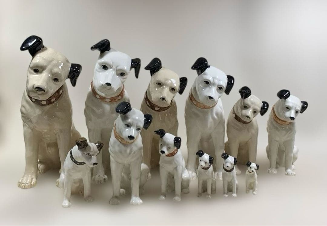 Victor ビクターニッパー犬 12体 置物　高さ約25㎝〜5.5㎝