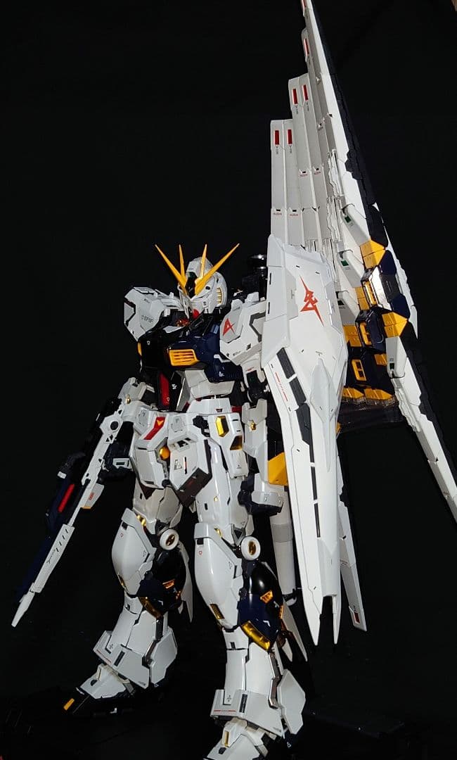 PG UNLEASHED 1/60 νガンダム　完成品