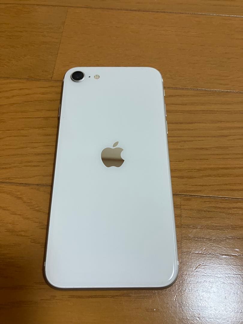 iPhone SE 第2世代 64GB SIMフリーバッテリー100%