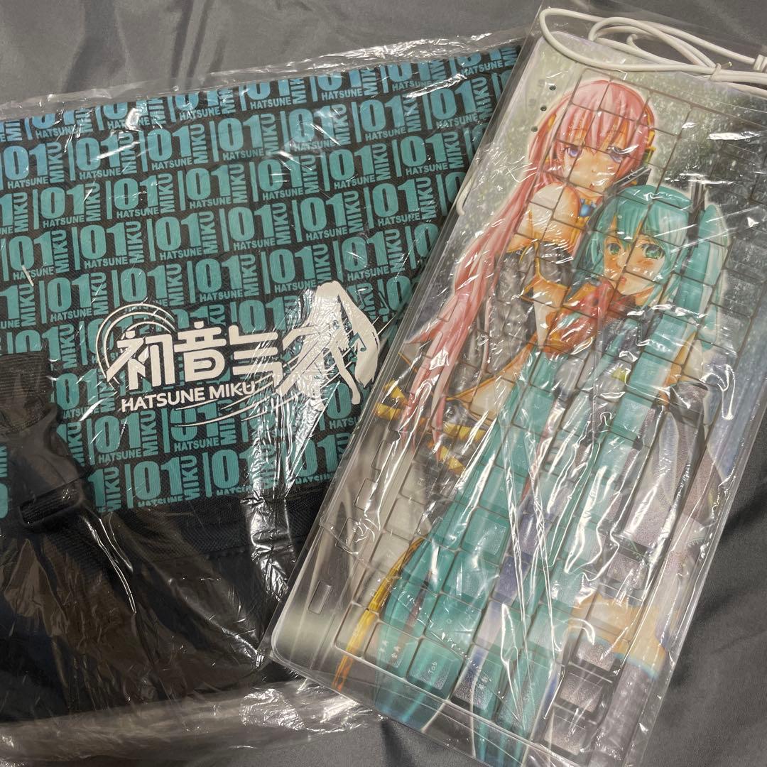 初音ミク メッセンジャーバッグとキーボード本体セット