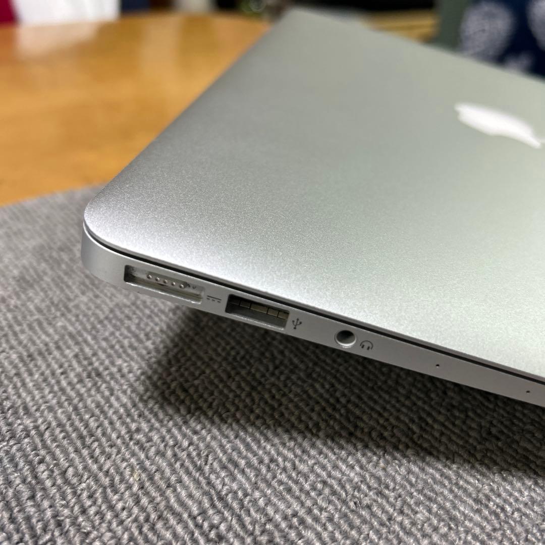Macbook air 2017 13インチ
