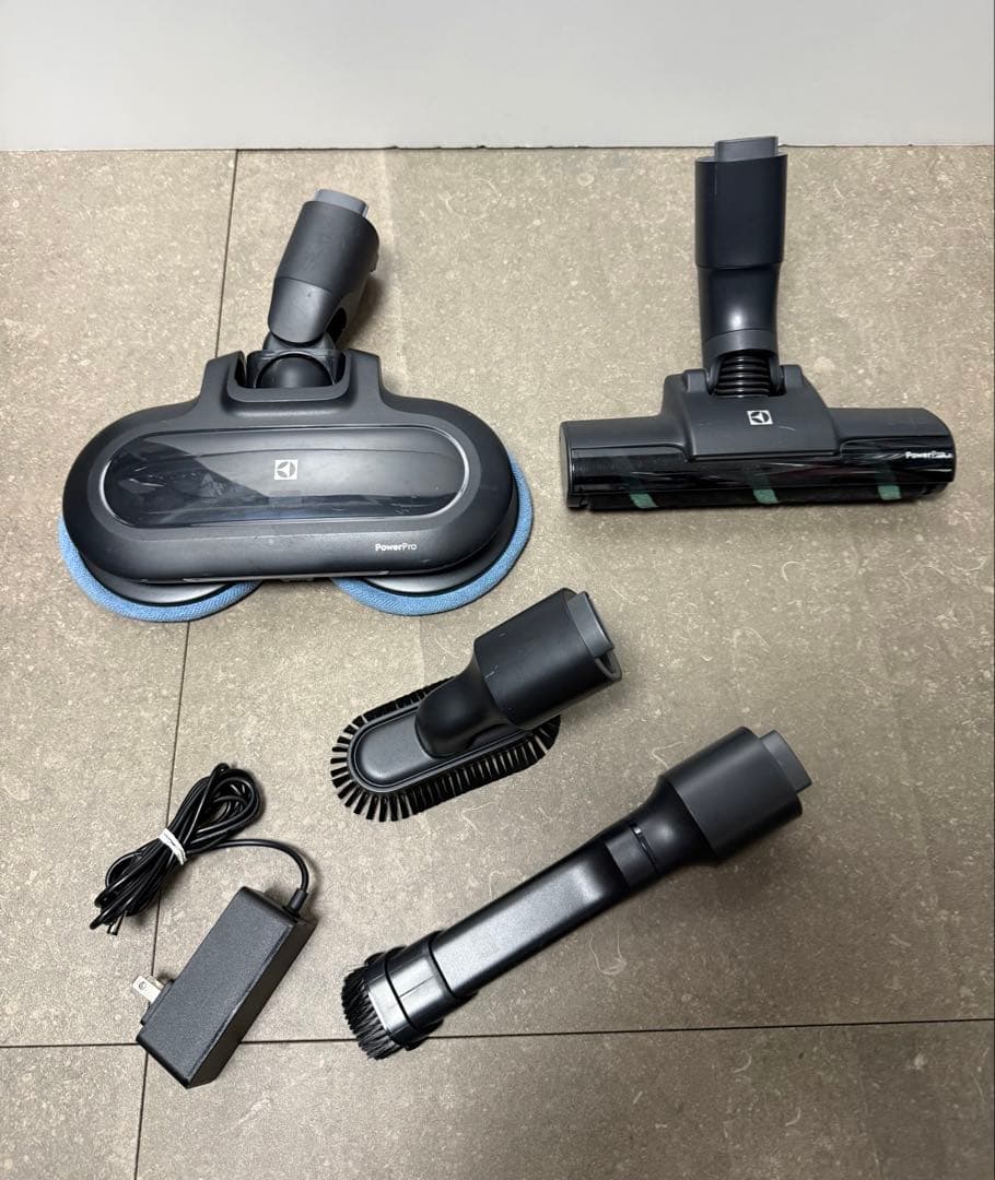 エレクトロラックス◇掃除機 Ultimate 700 シェルホワイト