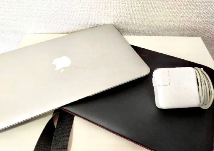 MacBook本体 APPLE MacBook Air MACBOOK AIR MD224J/A