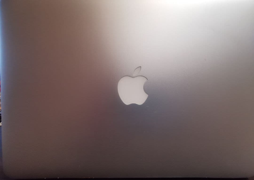 【美品・りんごマーク点灯】MacBook Air 2017 13 /8 /251