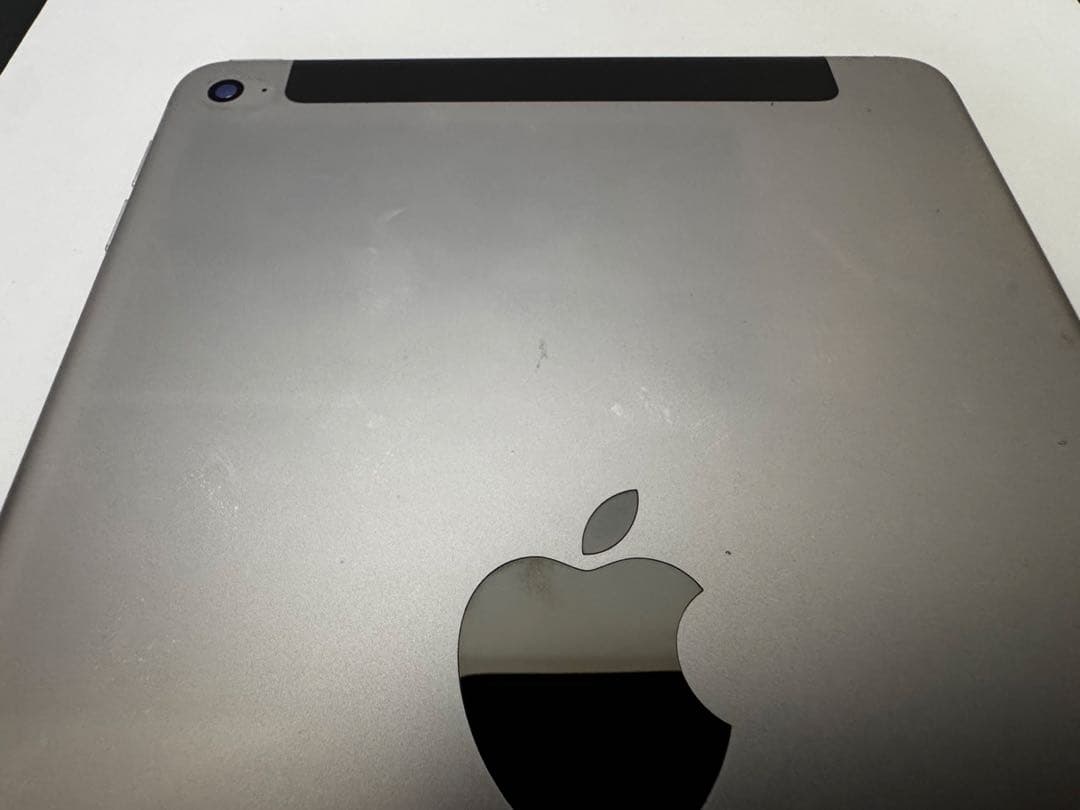 iPad mini4 64GB Wi-Fi+cellular(Simフリー)