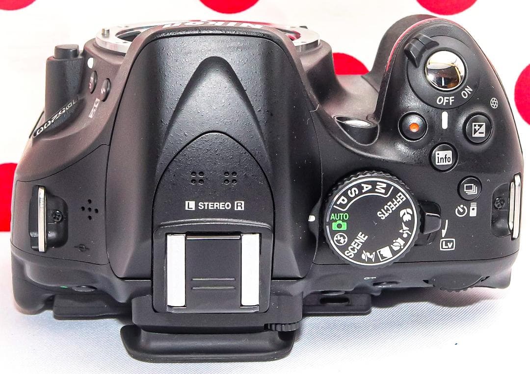 Nikon D5200❤スマホに転送❤高画質一眼レフ❤動画撮影OK❤初心者の方へ