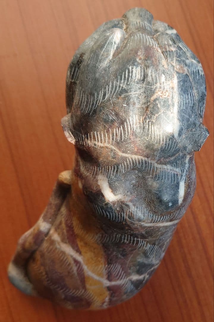 獅子の石彫刻 約15cm