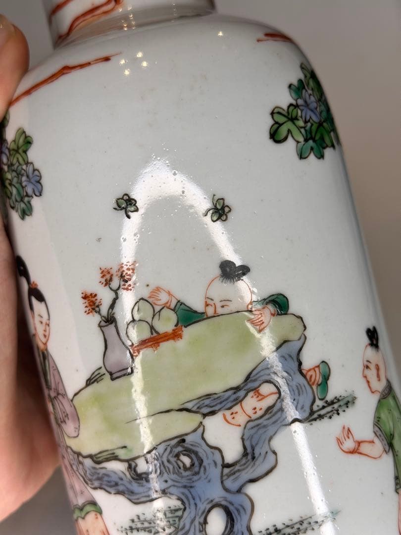 康熙葉子款 底部款識 人物童子戯図 彩絵 花瓶 中国古美術 时代物