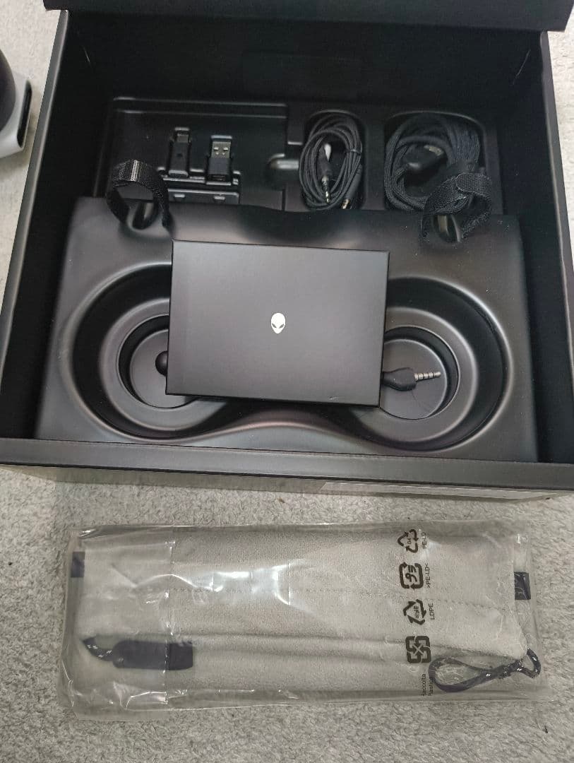 Alienware AW920H ワイヤレスゲーミング ヘッドセット ルナライト