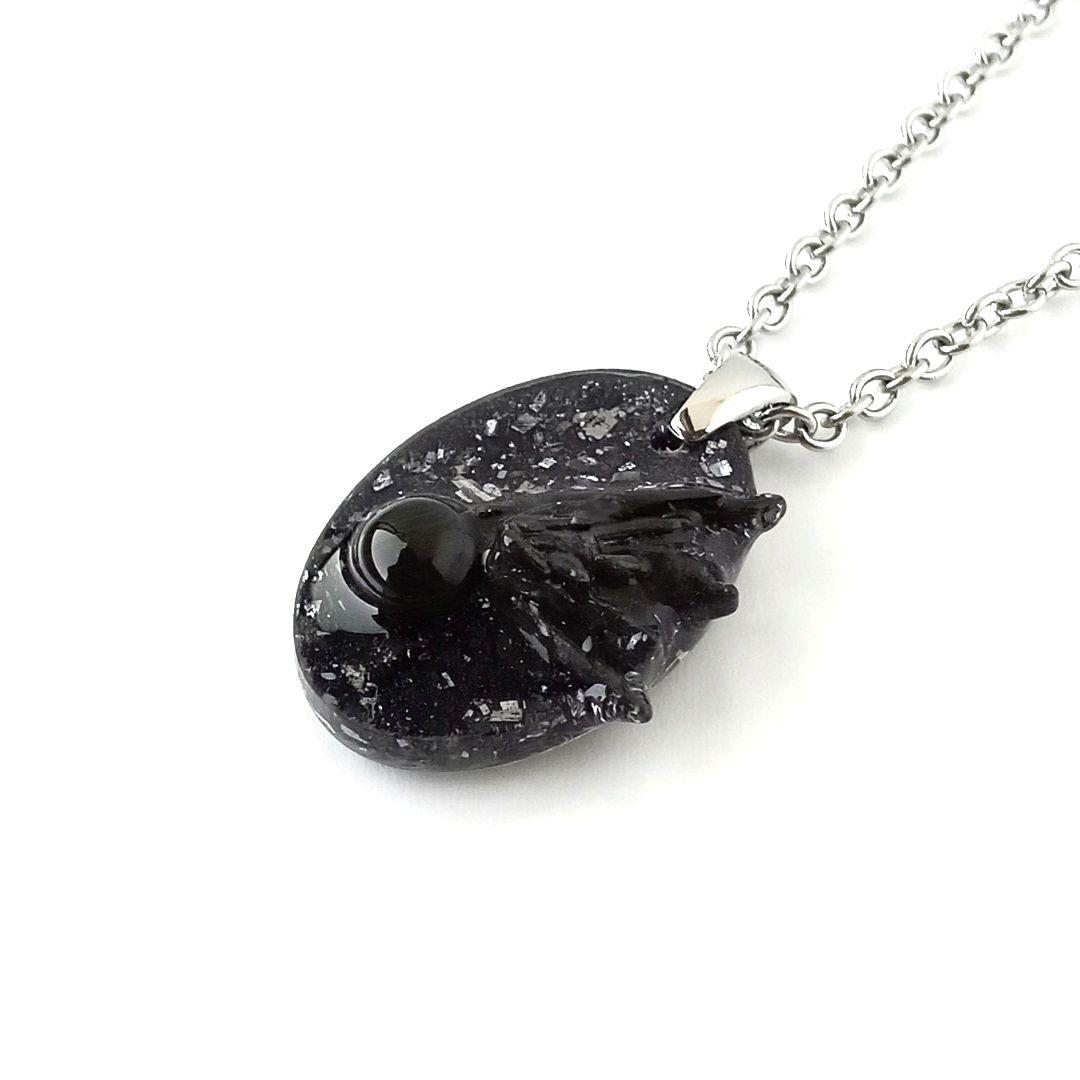 オルゴナイト｜あなたの心を癒やし、守り、強くする　―黒翼の守り―　2wayアクセ