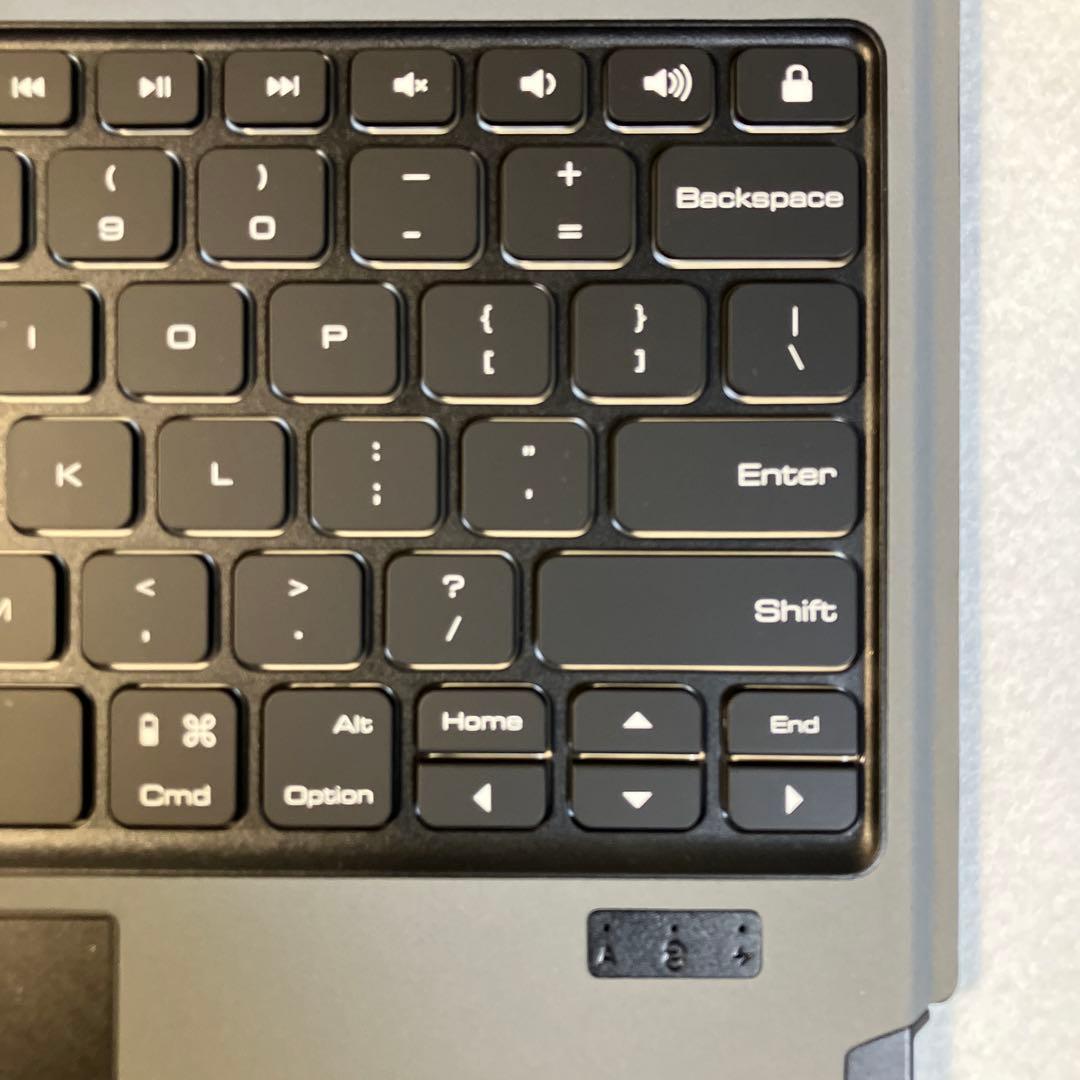 iPadアクセサリー Nillkin Bumper Combo Keyboard Case