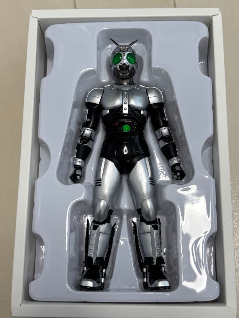 （欠品あり）S.H.Figuarts（真骨彫製法）シャドームーン