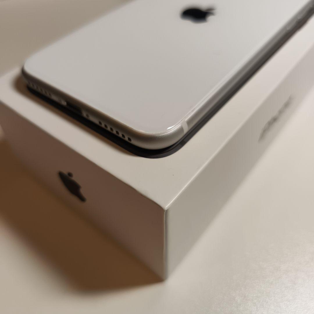 Apple iPhone SE2 128GB SIMフリー 白 ホワイト